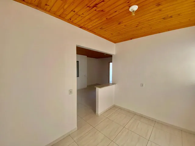 Imagem 14: Apartamento para Locação em Cidade Alta - 3 Quartos, 1 Suíte, Iptu Isento