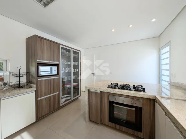 Imagem 12: Royal Forest - Sobrado a Venda com 3 Dormitórios , Sendo 03 Suites , 268.16M² no Royal Forest - Gleba Palhano, Londrina
