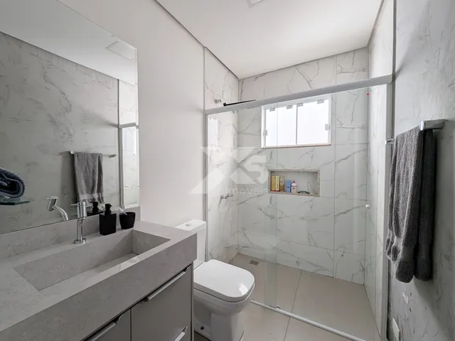 Imagem 8: Royal Forest - Sobrado a Venda com 3 Dormitórios , Sendo 03 Suites , 268.16M² no Royal Forest - Gleba Palhano, Londrina