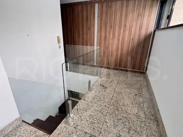 Imagem 13: Cobertura de 4 Quartos À Venda no Solar Iana, com 242M², no Ingá, Niterói/Rj