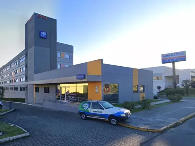 Imagem 1: Super 8 - Super 8