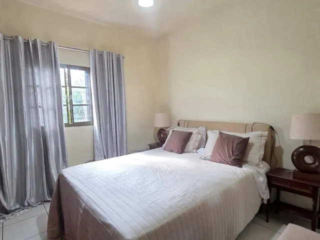 Imagem 3: Casa térrea com muito quintal