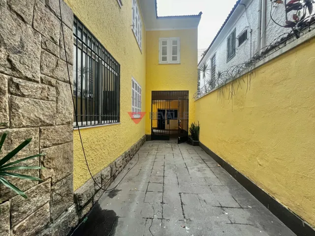 Imagem: Casa à venda em Botafogo 500m², 6 salas