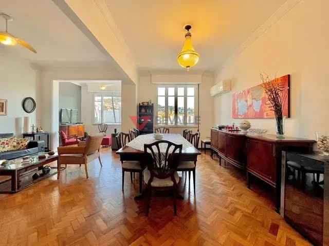 Imagem: Espaçoso apartamento de 140m² em Flamengo