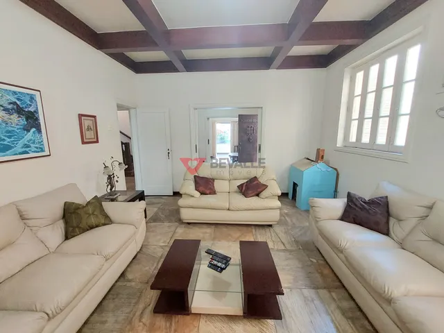 Imagem 3: Casa em Laranjeiras RJ: 5 Dormitórios, 2 Suítes - Confira!