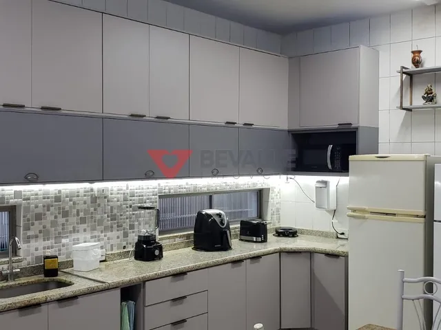 Imagem 11: Casa em Laranjeiras RJ: 5 Dormitórios, 2 Suítes - Confira!