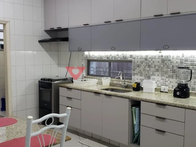 Imagem 2: Casa em Laranjeiras RJ: 5 Dormitórios, 2 Suítes - Confira!