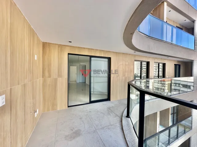 Imagem: Apartamento à venda em Botafogo 153m²