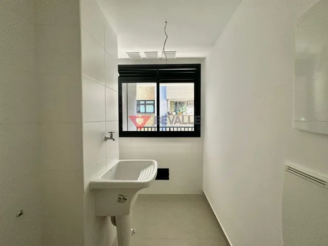 Imagem 2: Apartamento de 2 quartos com 84m² e 1 suíte por R$1.680.000