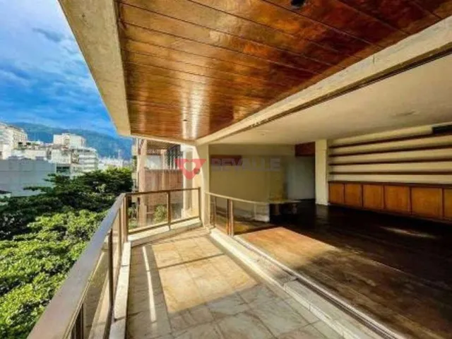 Imagem: Cobertura luxuosa à venda no Leblon 232m²