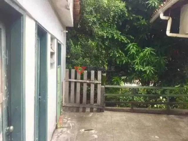 Imagem 13: Casa à Venda em Laranjeiras, RJ - 4 Dormitórios e 5 Banheiros