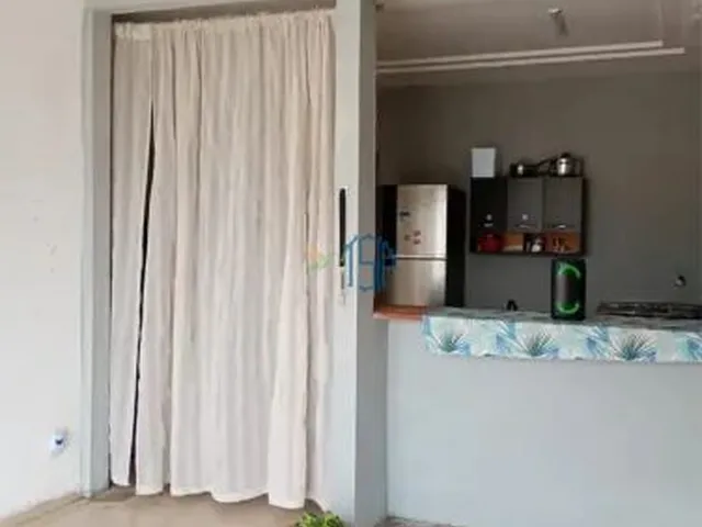 Imagem 8: Casa À Venda na Av. São Sebastião - Excelente para Moradia Ou Investimento