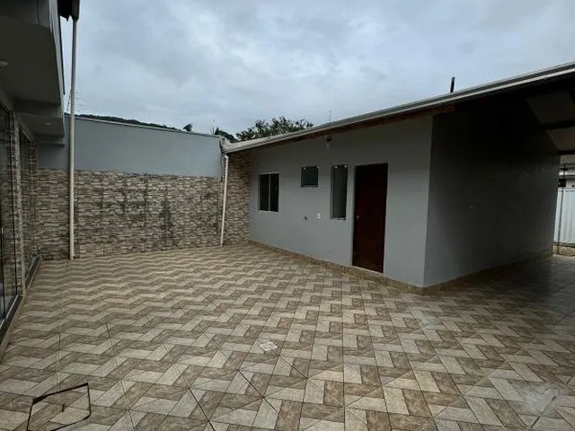 Imagem 2: Aluga Casa com Edícula no Bairro santa Regina, em Itajaí/Sc