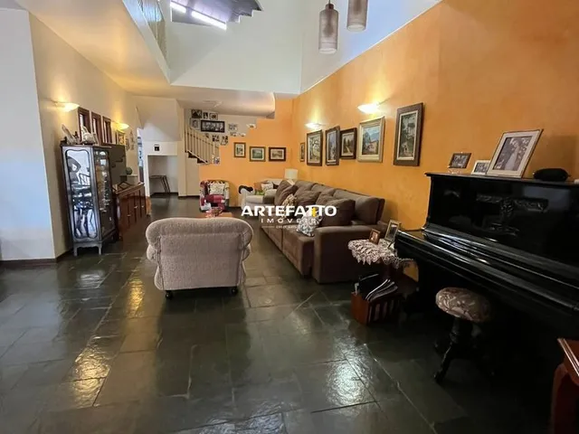 Imagem 2: Casa À Venda em Franca, Cidade Nova, com 4 Quartos, 392M²