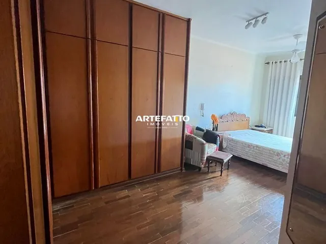 Imagem 4: Casa À Venda em Franca, Cidade Nova, com 4 Quartos, 392M²