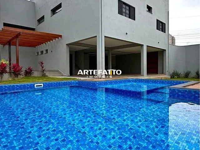 Imagem 1: Casa À Venda em Franca, Jardim Santana, com 4 Quartos, 320M²