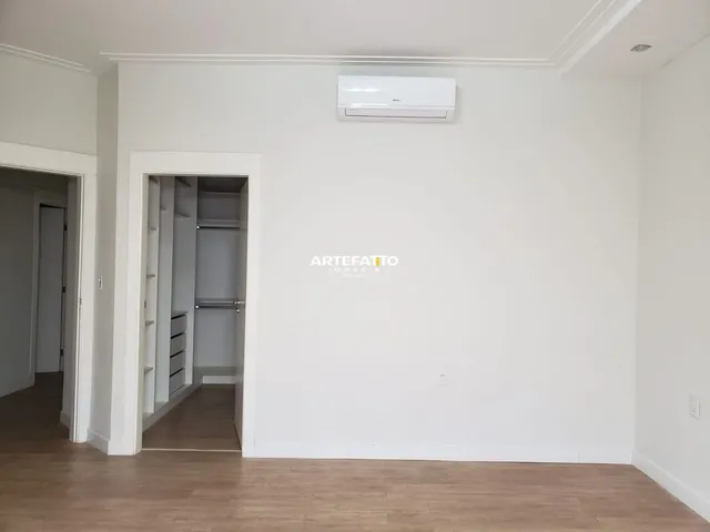 Imagem 13: Casa À Venda em Franca, Jardim Piratininga, com 4 Quartos, 217M²