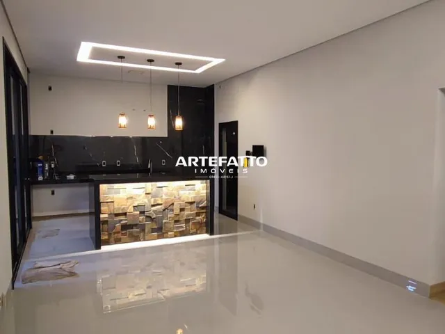 Imagem 2: Casa À Venda em Franca, Jardim Natal I, com 3 Quartos, 221M²