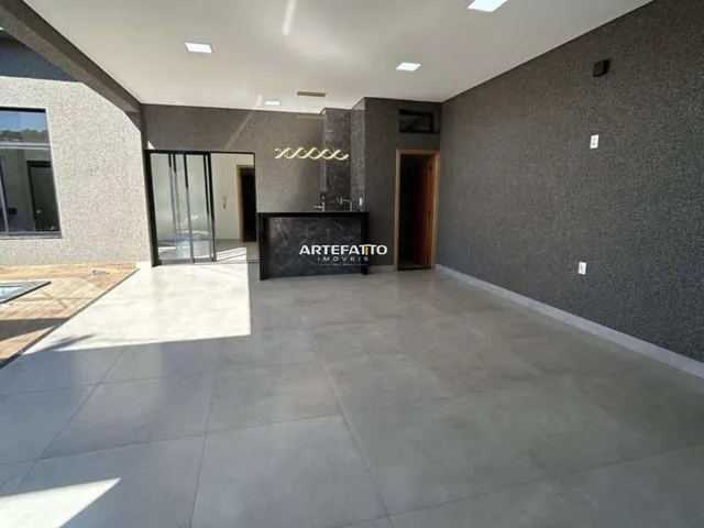 Imagem 2: Casa À Venda em Franca, Jardim Natal I, com 3 Quartos, 147M²