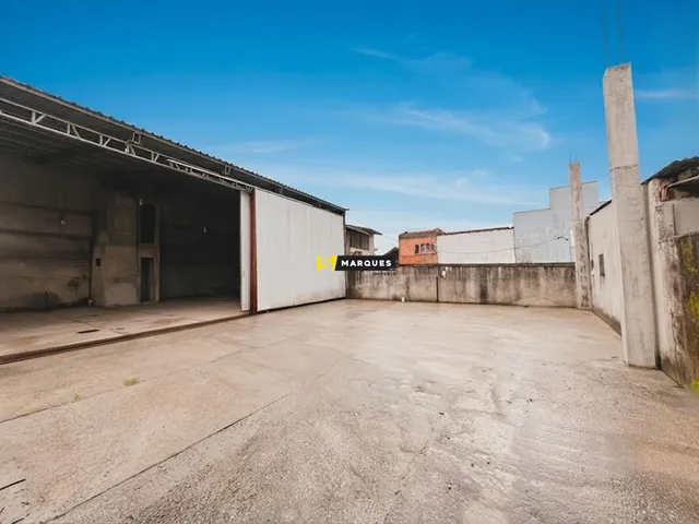 Imagem: Galpão Comercial de 120m² no bairro Boehmerwald