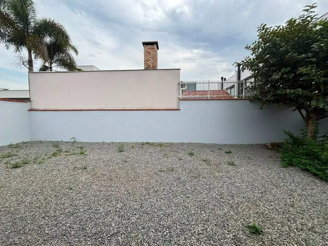 Imagem 8: Casa À Venda no Bairro Amizade, Jaraguá do Sul - 2 Dorms (1 Suíte), 2 Vagas