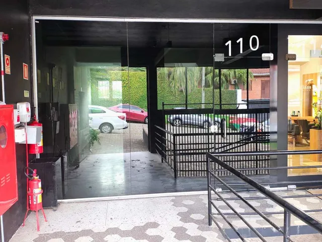 Imagem: Sala Comercial À Venda, no Centro Comercial
