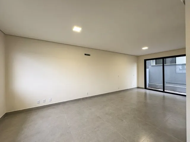 Imagem 2: Casa À Venda em Garopaba-Sc, Bairro Campo Duna: 02 Quartos, 02 Suítes, 80M². Agende Sua Visita Agora!