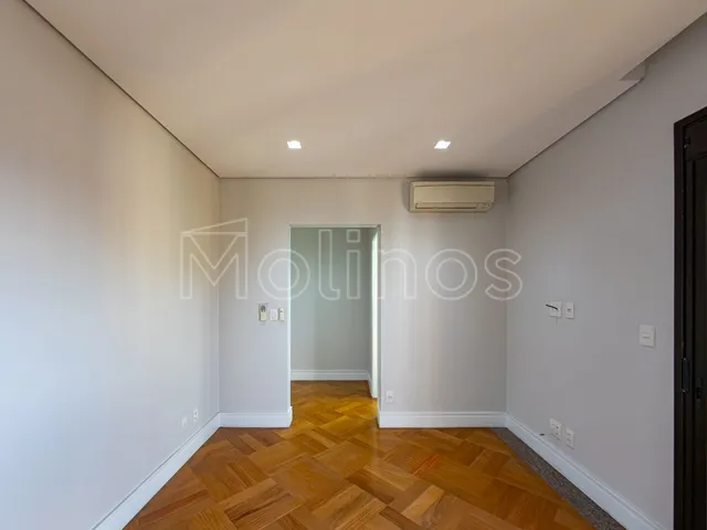 Imagem 5: Almeria - Apartamento de Alto Padrão com 246M², 4 Dormitórios, 3 Suítes e 4 Vagas no Edifício Almeria - Tatuapé