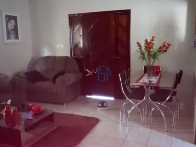 Imagem: CASA À VENDA COM 4 QUARTOS, 2 SUÍTES