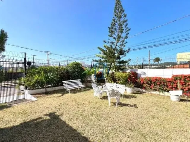 Imagem: CASA DUPLEX DE ESQUINA EM CAPIM MACIO