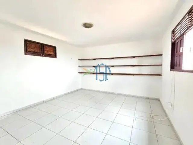 Imagem 3: CASA DUPLEX DE ESQUINA EM CAPIM MACIO | 4 QUARTOS | 3 SUÍTES