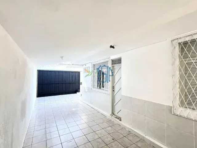 Imagem 7: CASA DUPLEX DE ESQUINA EM CAPIM MACIO | 4 QUARTOS | 3 SUÍTES