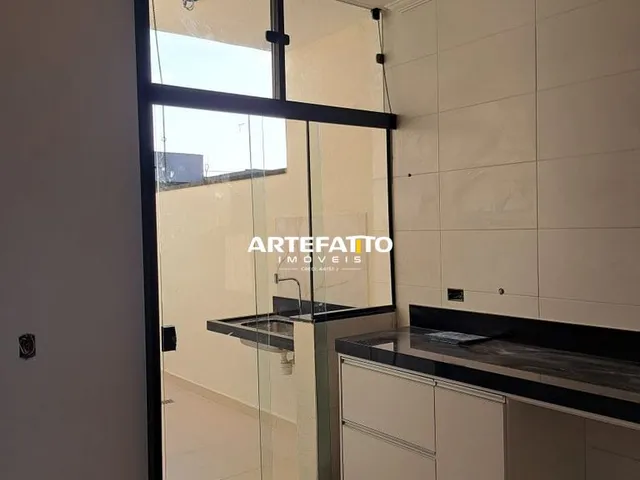 Imagem 2: Casa em Condomínio Nova