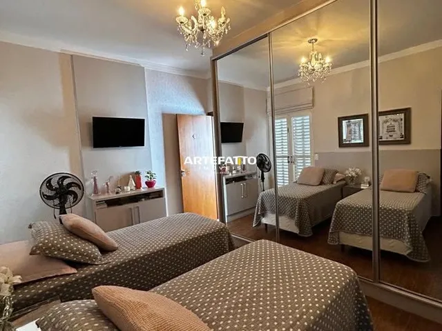 Imagem 7: Casa À Venda em Franca, Jardim Piratininga, com 3 Quartos, 189M²