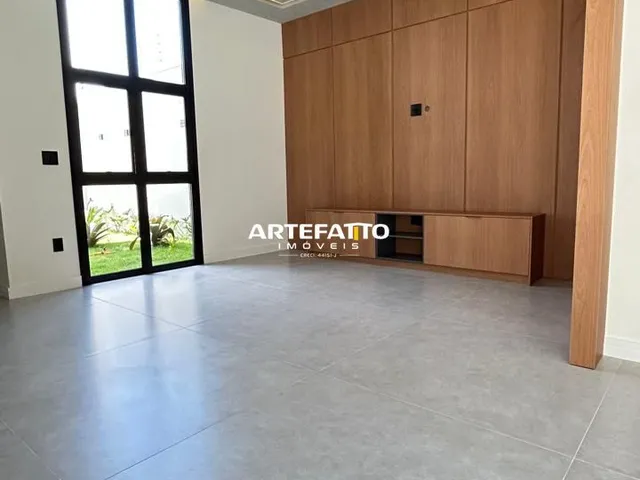 Imagem 9: Sobrado À Venda em Franca, Jardim Botânico, com 3 Quartos, 243M²