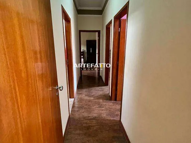Imagem 6: Casa À Venda em Franca, Parque João Leite, com 3 Quartos, 180M²