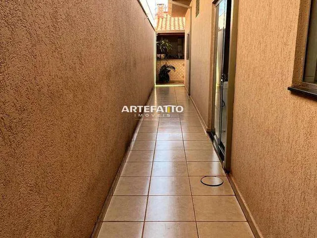 Imagem 13: Casa À Venda em Franca, Parque João Leite, com 3 Quartos, 180M²