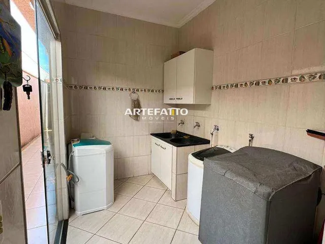 Imagem 16: Casa À Venda em Franca, Parque João Leite, com 3 Quartos, 180M²