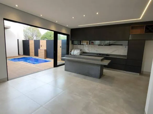 Imagem 3: Casa À Venda em Franca, Villa Toscana, com 4 Quartos, 256M²