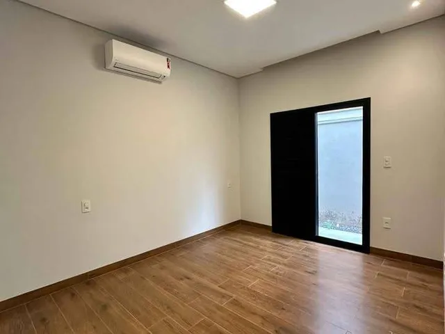 Imagem 15: Casa À Venda em Franca, Villa Toscana, com 4 Quartos, 256M²