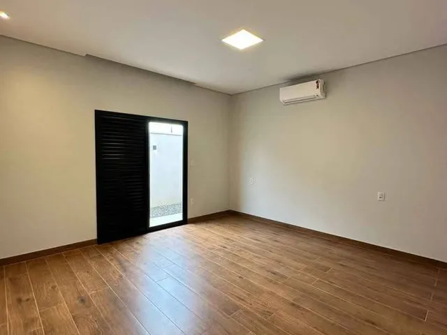 Imagem 16: Casa À Venda em Franca, Villa Toscana, com 4 Quartos, 256M²