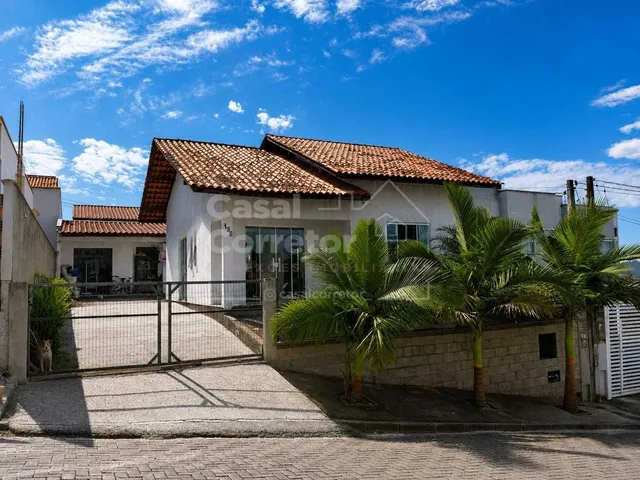 Imagem: Casa Solta com 2 Quartos e com Area de Festas