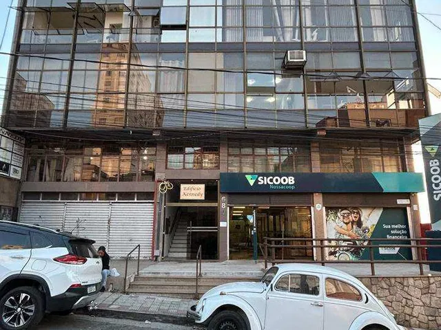 Imagem: Sala Comercial À Venda em Barbacena, Centro