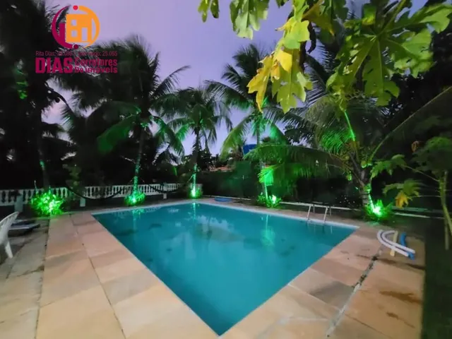 Imagem 2: Vendo Casa em Jauá em frente á praia com 1050m2 de energia solar área total e 320m2 de