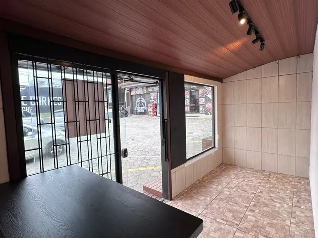 Imagem 3: Sala comercial na Praia do Campeche Florianópolis/SC