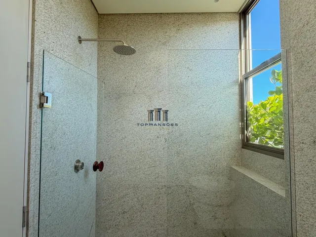 Imagem 4: Casa Alto Padrão nova mobiliada,4 suites piscina,vista definitiva Alphaville/MG