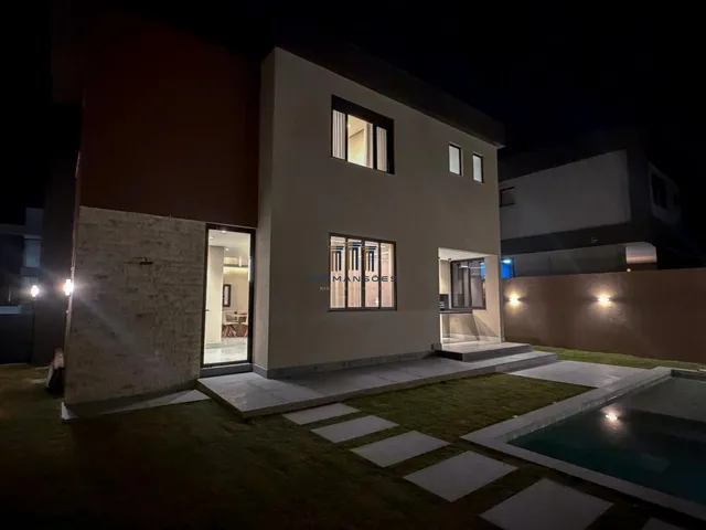 Imagem 8: Casa Nova de Alto Padrão em Alphaville, 4 Suites , Piscina e Sauna , Mobiliada