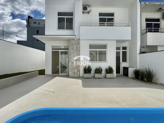 Imagem 12: Sobrado de 3 Dormitórios Sendo 1 Suíte À Venda no Bairro Carneiros - Lajeado/Rs
