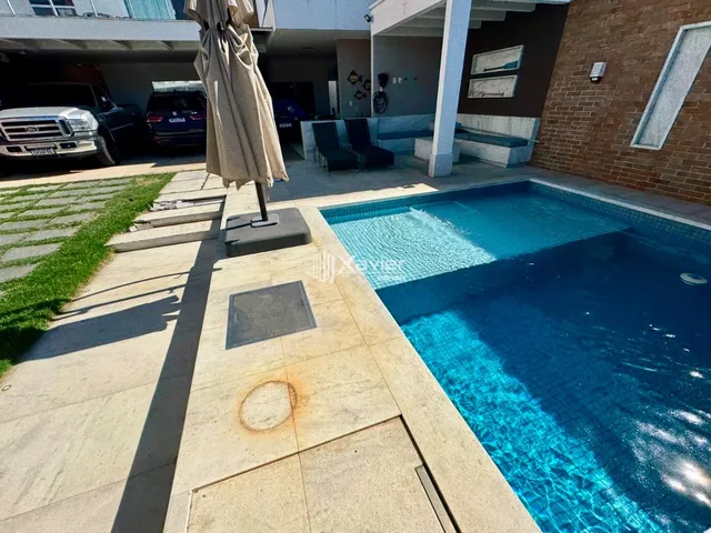 Imagem 4: Casa Duplex À Venda na Praia do Morro, Guarapari Es, 4 Quartos, Piscina, Área Gourmet e 3 Vagas