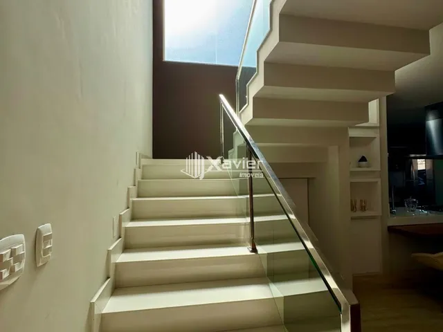 Imagem 7: Casa Duplex À Venda na Praia do Morro, Guarapari Es, 4 Quartos, Piscina, Área Gourmet e 3 Vagas